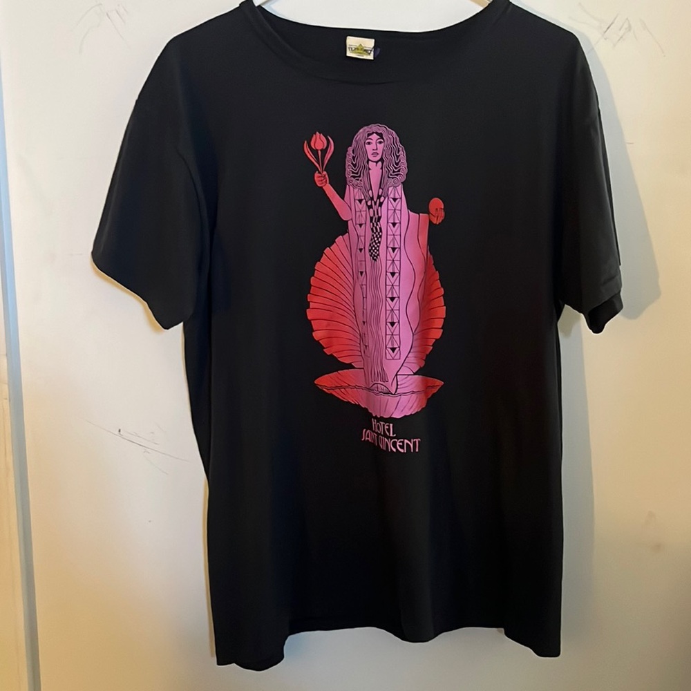 COPY - NWOTS Hotel St. Vincent t-shirt